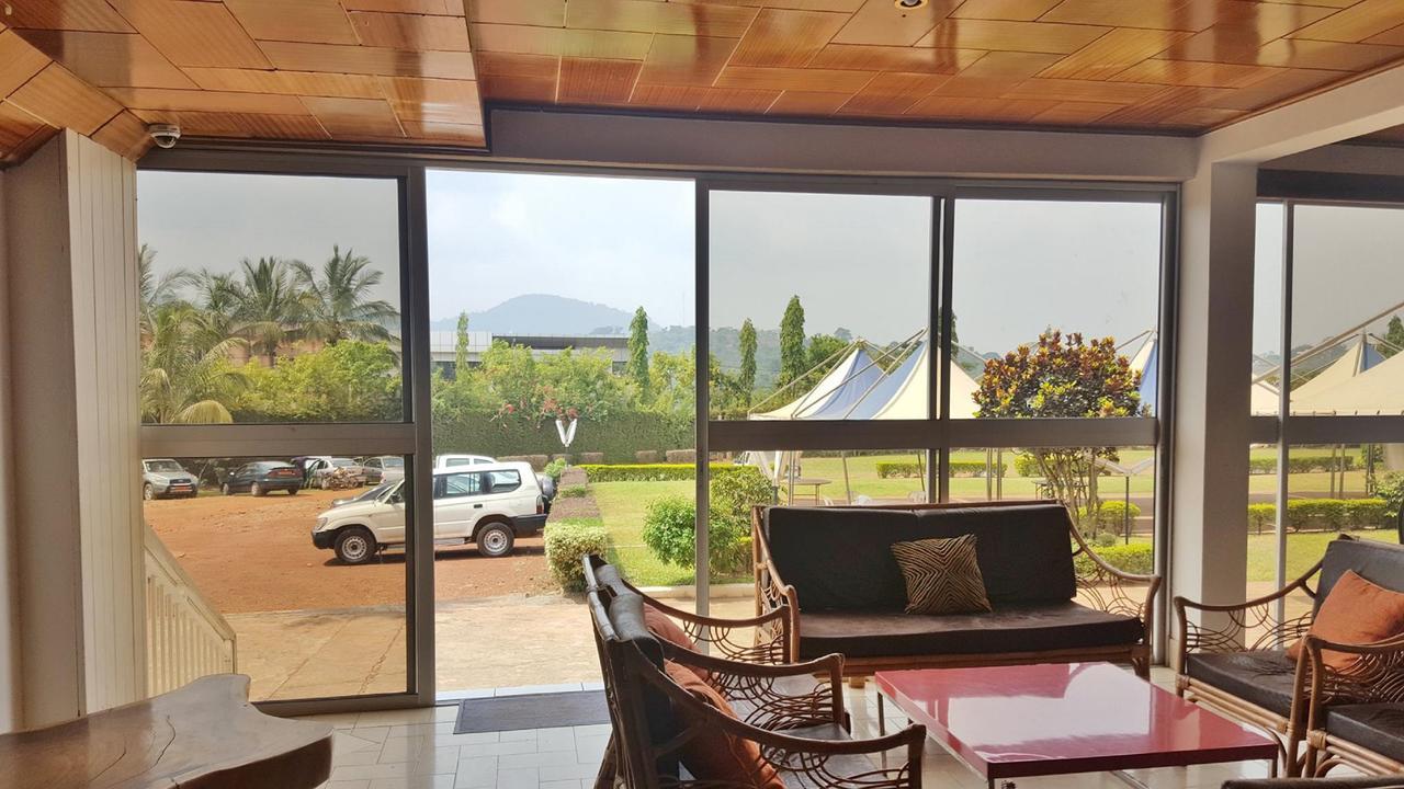 Hotel Azur Yaoundé Εξωτερικό φωτογραφία
