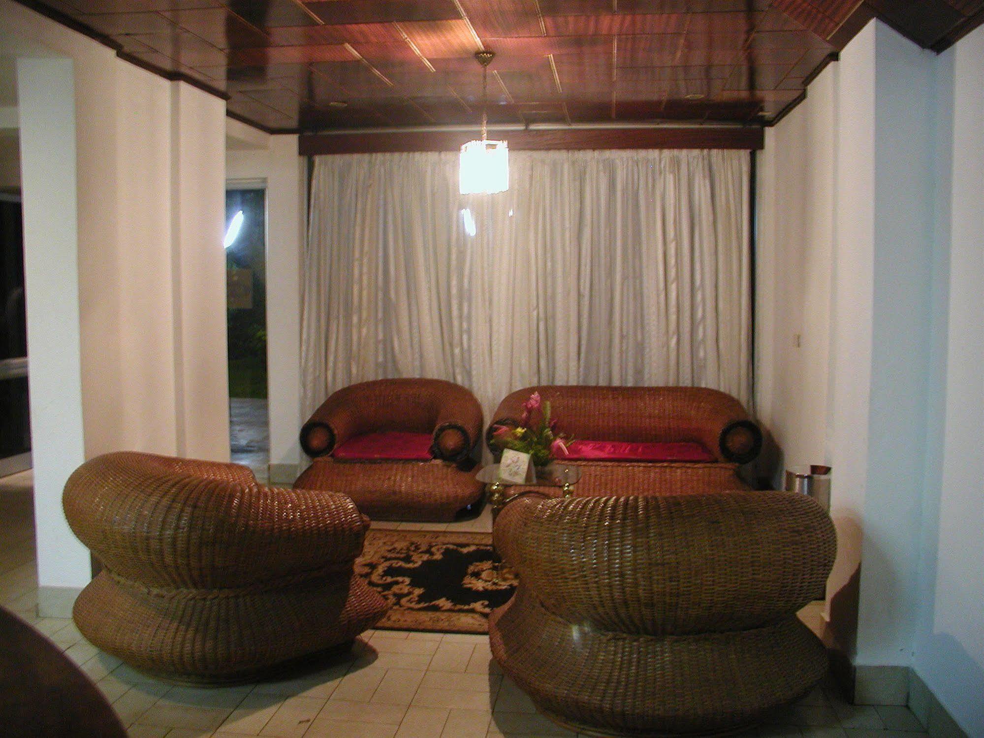 Hotel Azur Yaoundé Εξωτερικό φωτογραφία