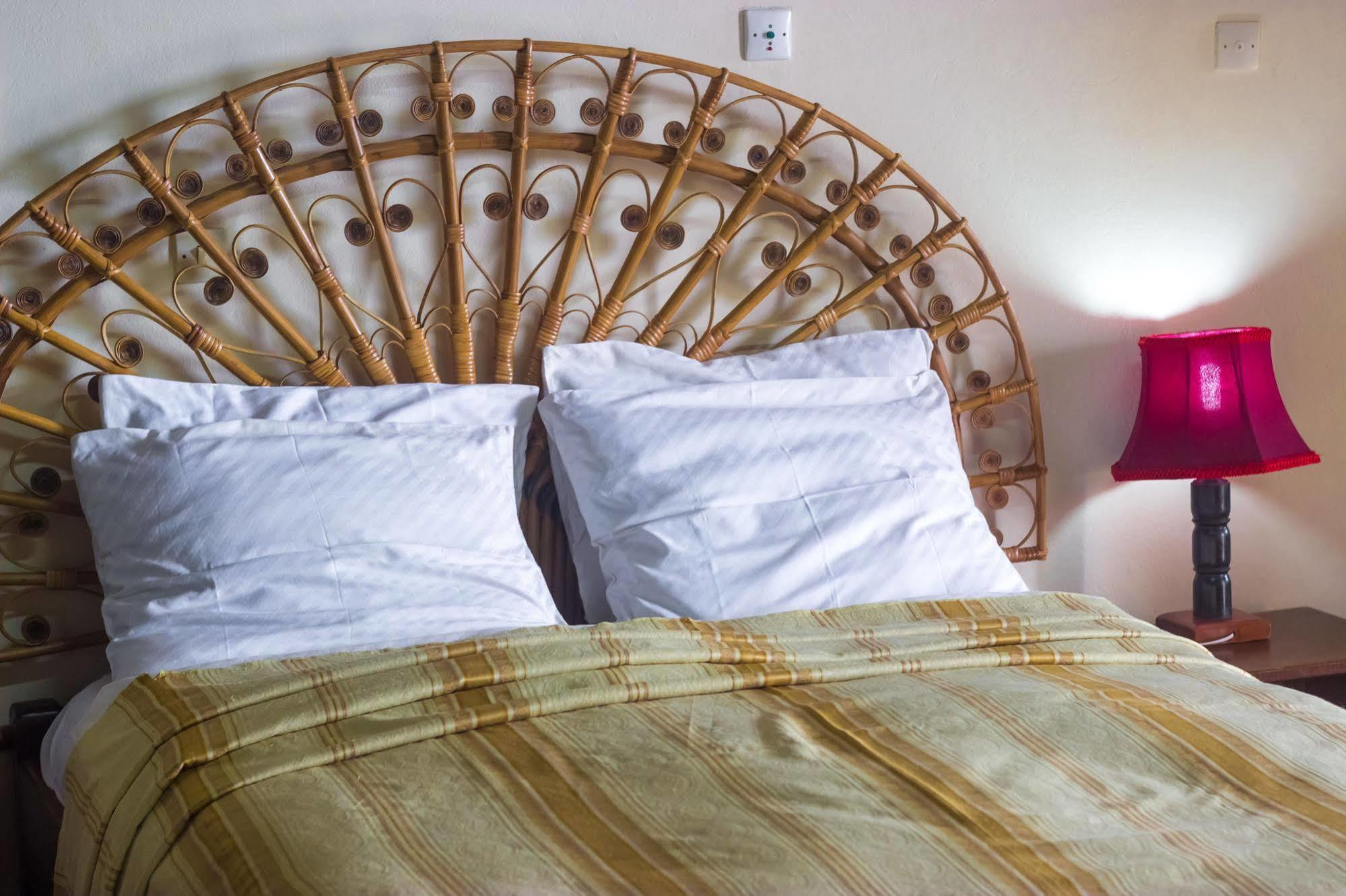 Hotel Azur Yaoundé Εξωτερικό φωτογραφία